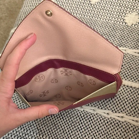 Tory Burch Two-Tone Wristlet in Pink and Burgundy - Picture 6 of 6